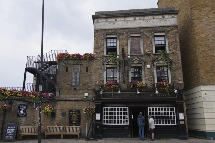 Britain London's Oldest Pub